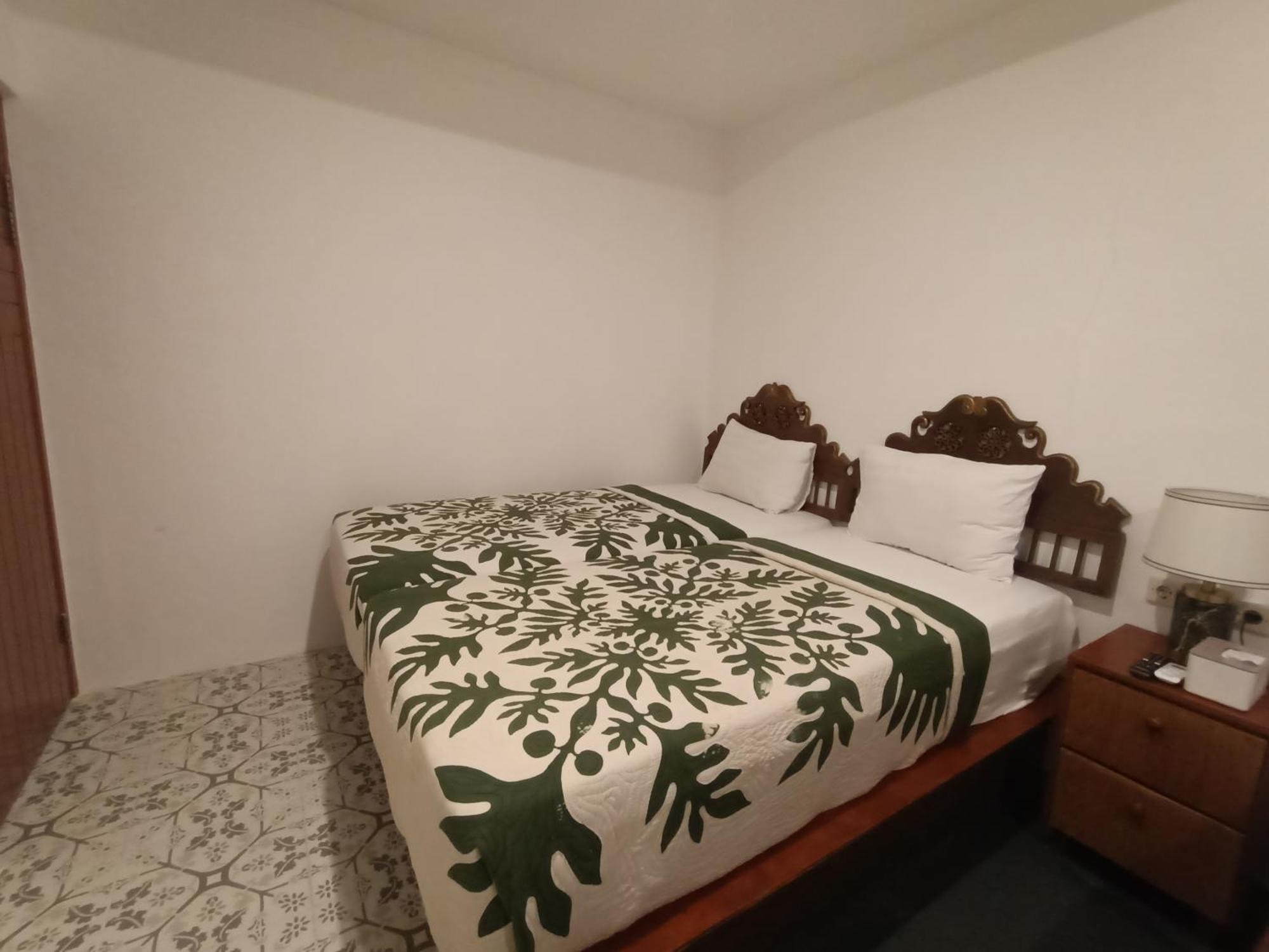 Attara Inn Senggigi Exterior photo